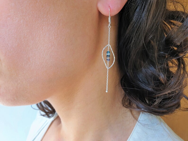 Long WAVE earrings in solid 925 silver with blue fine stone beads image 2