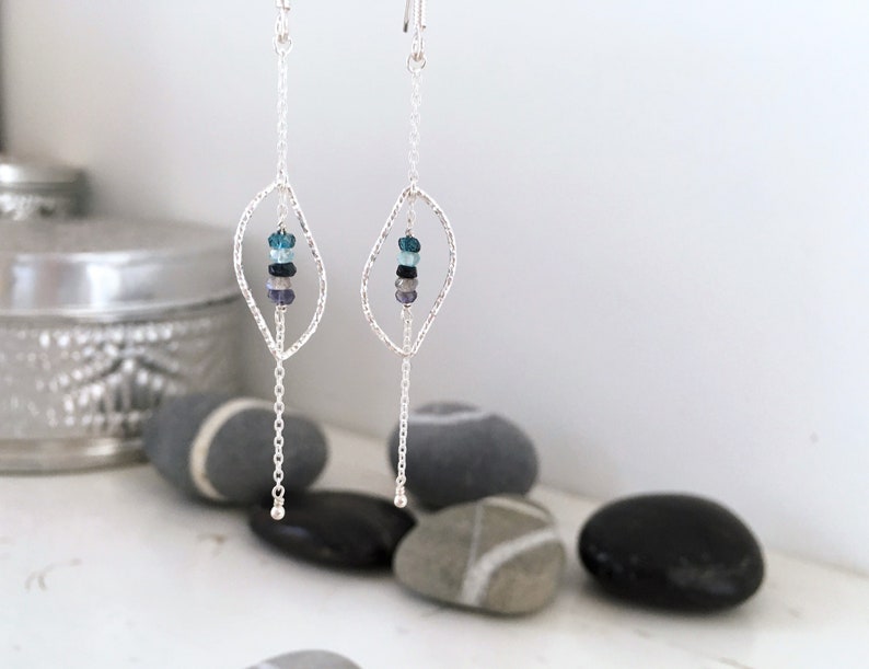 Long WAVE earrings in solid 925 silver with blue fine stone beads image 1