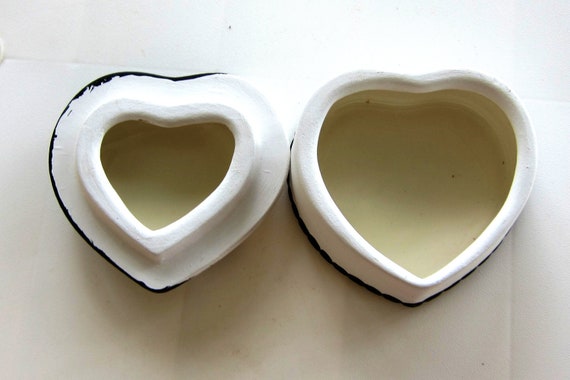 Ceramic Heart Shaped Keepsake Container View 6