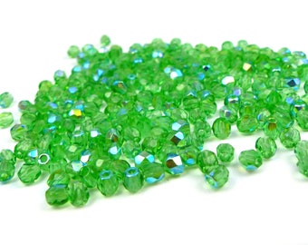 50 x Czech glass pressed facetted Beads 3 mm EMERALD AB