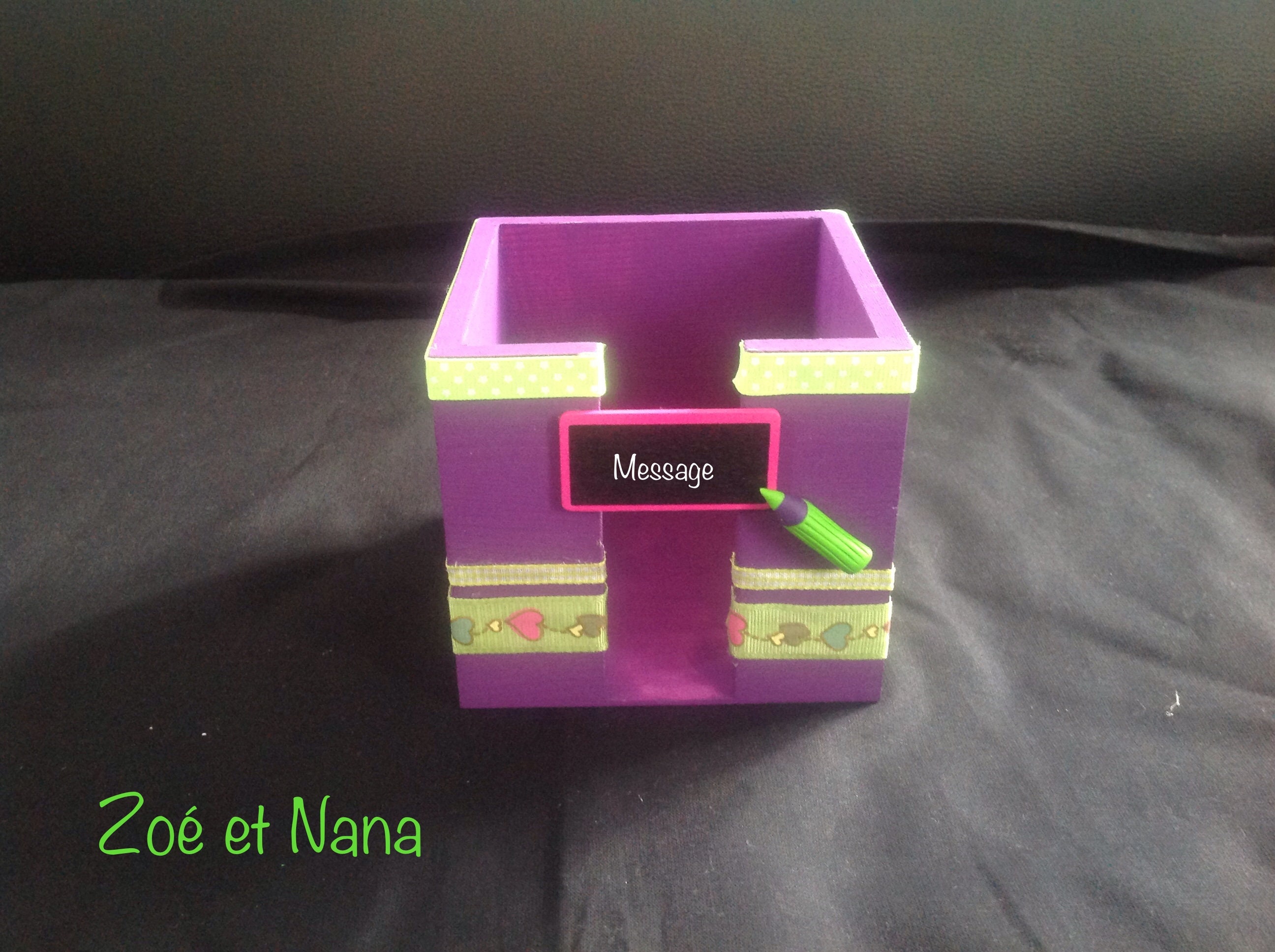 Cadeau Personnalisé, Maitresse, Atsem, Avs, Merci, Bloc Cube, Bureau, Cadeau, Violet, Vert Anis