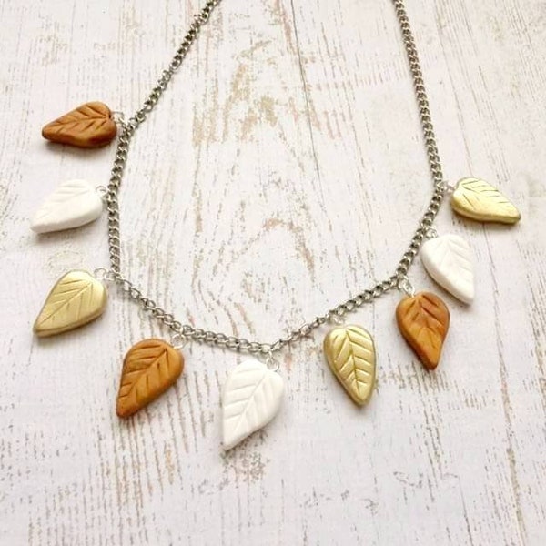 Collier feuilles