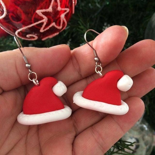 Boucles d’oreilles, Noël, bonnets de Noël, fimo, bijou