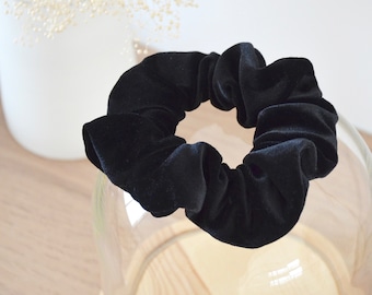 Zwarte fluwelen scrunchie