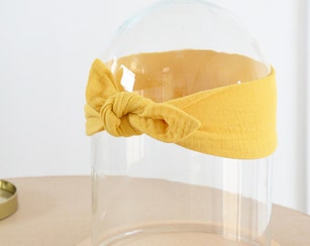 Baby headband in yellow cotton gauze