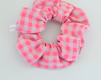 Neon pink gingham scrunchie