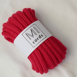 Tricot rouge à la main coton biologique Icord Tricotin pour votre artisanat | Fil pour créer des mots tricotés et décor | Palette n° 1
