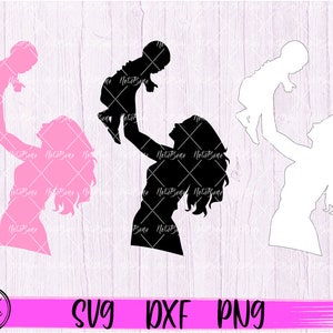 Madre che tiene in braccio il bambino Silhouette SVG, Madre e bambino Cuore SVG File di taglio, Mamma Bambino Cuore Logo Svg, Mamma Clipart svg Cricut Sublimazione Png