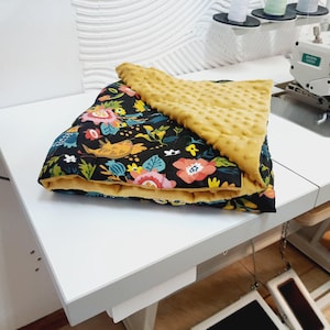 Birds &#39;n&#39; Flowers Weighted Blanket for Children and Adults, selection of fabrics and colours - cooling and soft. 0-20kg. Create yours!