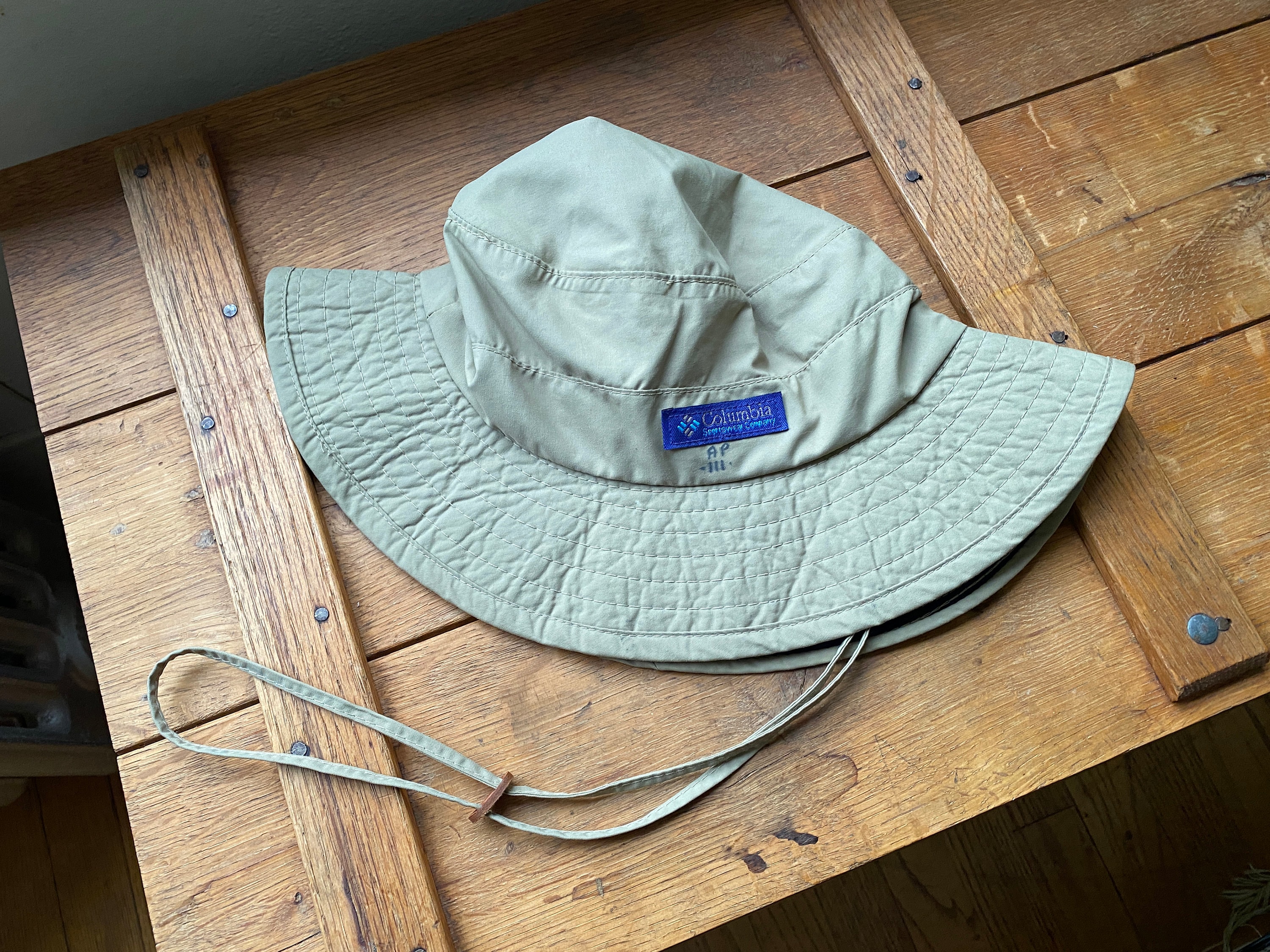 90s Columbia Sportswear Bucket Hat Weather Proof Brown Tan Outdoor Hat Portland Oregon Vintage / Made in USA / Size Large