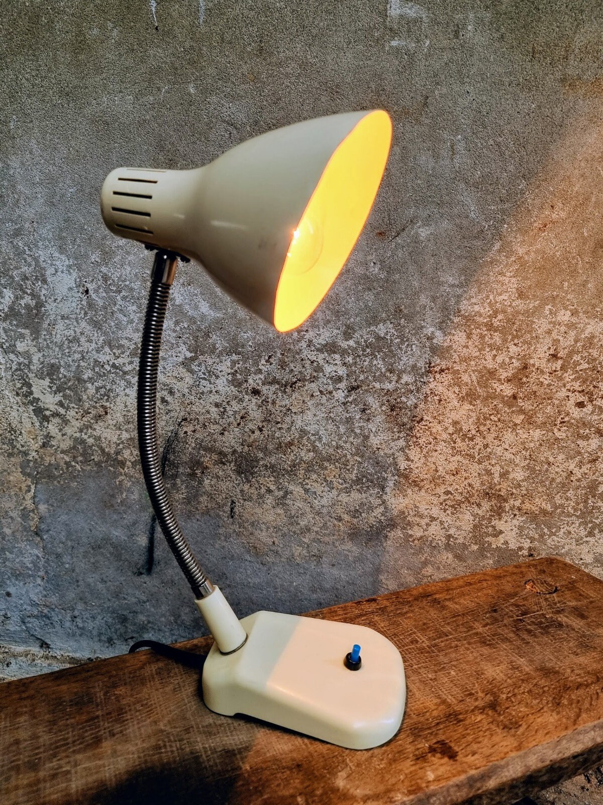 Lamp Definition, History, Types, Facts Britannica, 48 OFF