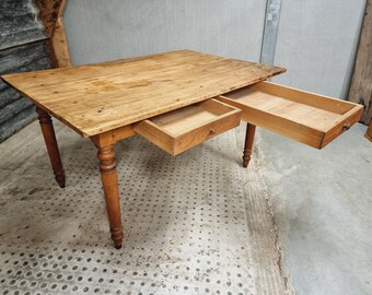 Antieke tafel eettafel met 3 lades 96x144cm