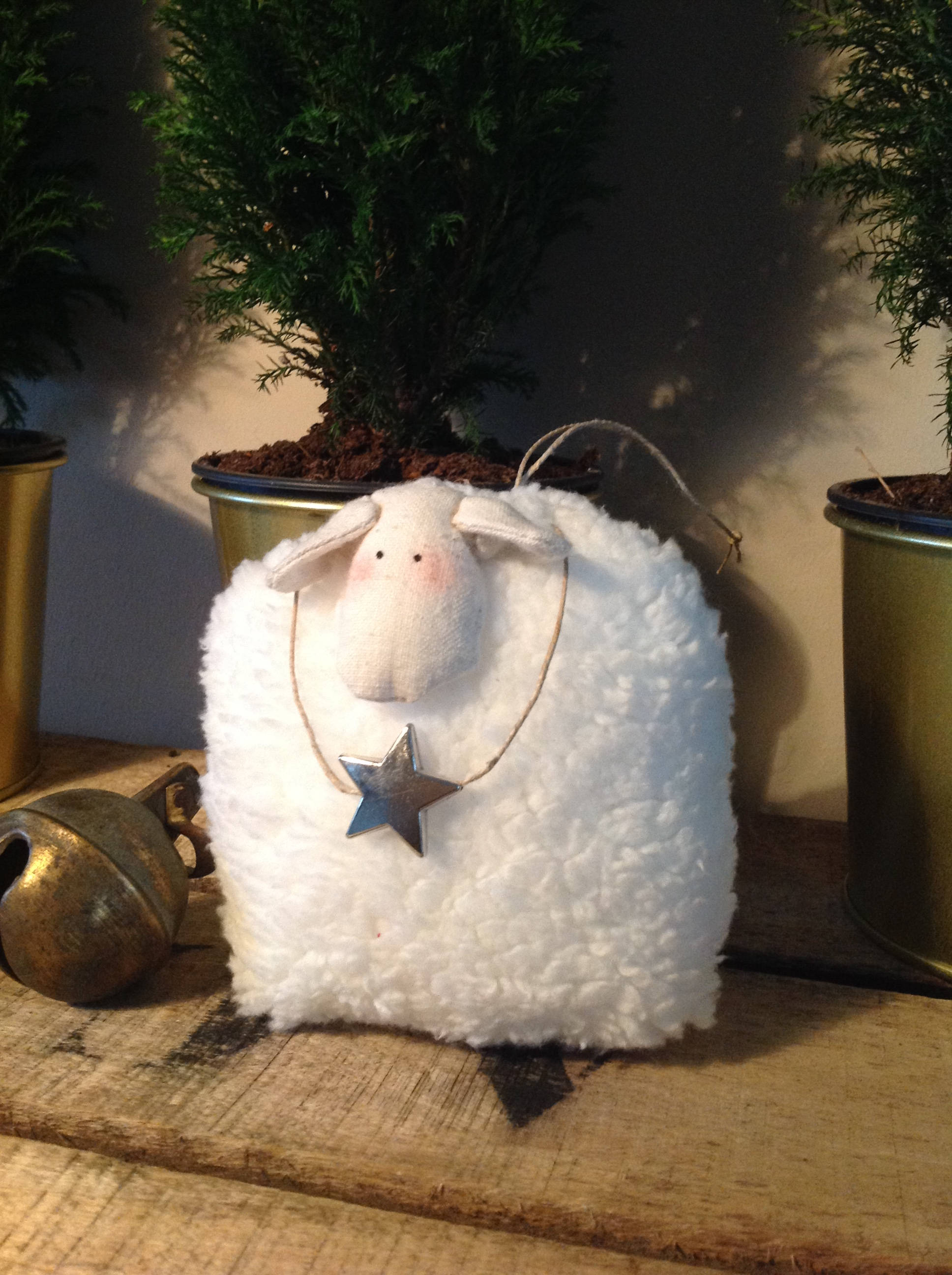 Petit Mouton à Suspendre en Fourrure