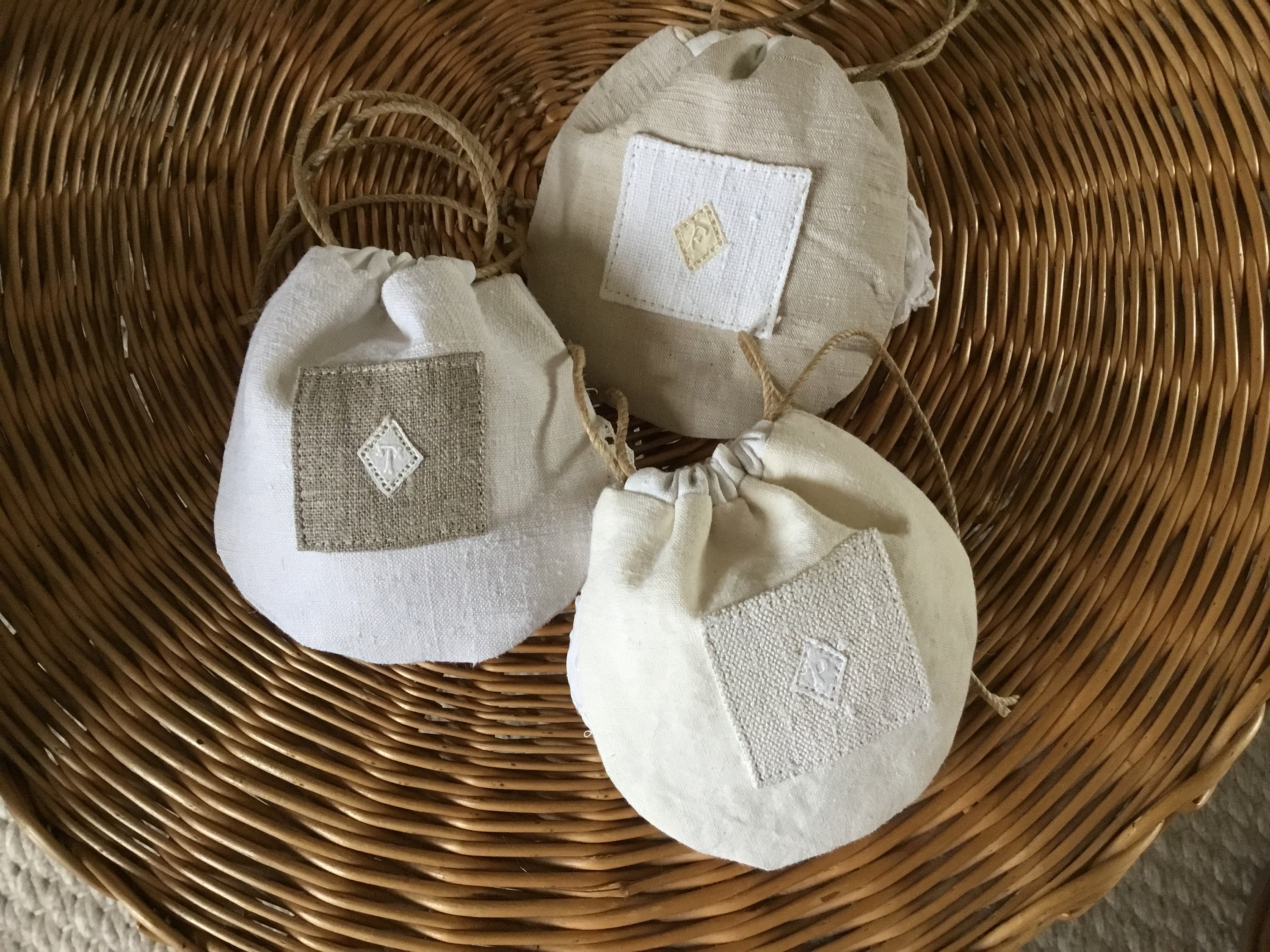 Petite Bourse Réalisée à Partir de Tissus Anciens | Pm