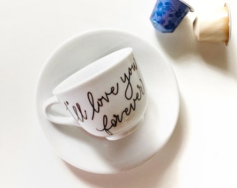 Porcelain cup with handwritten dedication, customizable in gift box