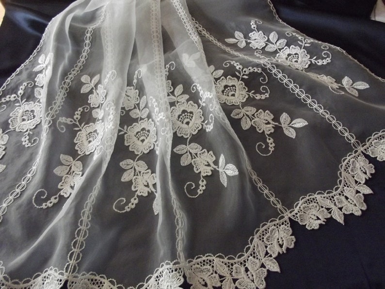 white curtains pair of curtains France antique curtains roses vintage curtains Lace Curtains romantic home decor Lace Curtains