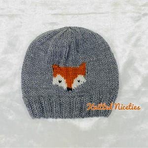 Fox Cardigan & Beanie or Bobble Hat, Hand Knit Baby Clothing zdjęcie 10