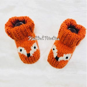Fox Cardigan & Beanie or Bobble Hat, Hand Knit Baby Clothing zdjęcie 18