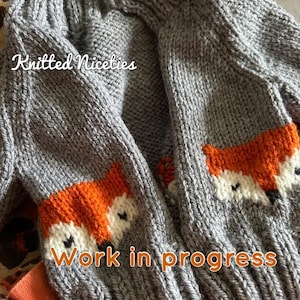 Fox Cardigan & Beanie or Bobble Hat, Hand Knit Baby Clothing zdjęcie 12