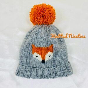 Fox Cardigan & Beanie or Bobble Hat, Hand Knit Baby Clothing zdjęcie 4