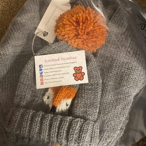 Fox Cardigan & Beanie or Bobble Hat, Hand Knit Baby Clothing zdjęcie 14