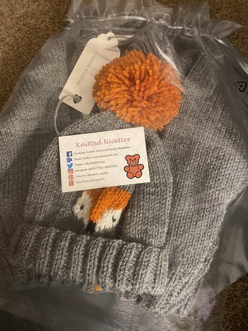Fox Cardigan & Beanie or Bobble Hat, Hand Knit Baby Clothing zdjęcie 14