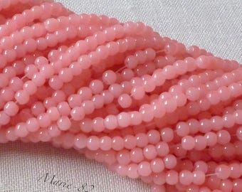 200 Glass Beads 4.50 mm / Color Light-Coral