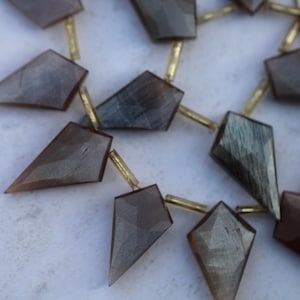 11 piezas de cuentas de piedra lunar de café facetadas naturales, briolette, 12 x 21 mm aproximadamente... raras, precio al por mayor