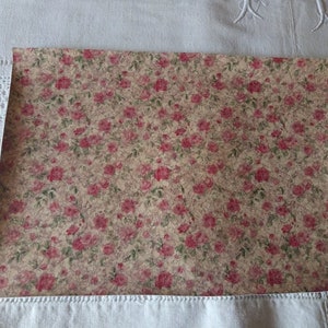 Feuille de papier fleuri imitation liège / scrapbooking embellissement / papier scrapbooking
