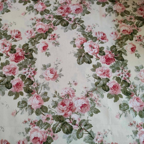 Coupon larg 54 X haut 45 cm / tissu rose ancienne shabby chic / tissu grandes roses anciennes / tissu rose romantique / tissu shabby chic