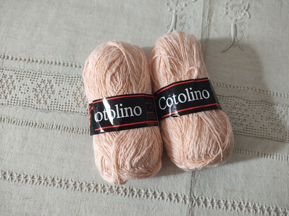 Set of 2 Balls of Knitting or Crocheting Yarn / Salmon Color / 