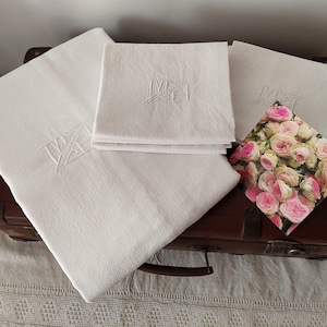 Vintage wedding service / antique table service / antique tablecloth and 12 napkins / vintage table service / vintage table linen