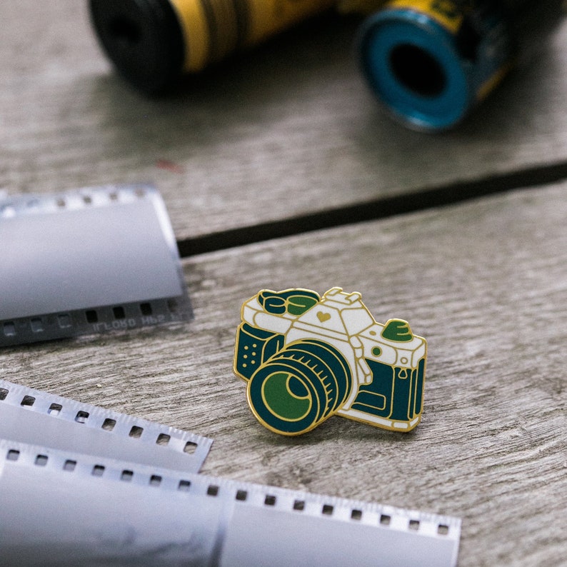 Vintage Canon Camera Enamel Lapel Pin Photography Pin Etsy