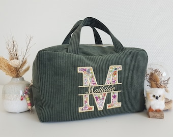 Koffer, personalisierbare bestickte Kulturtasche für Damen oder Kinder, aus Cord. Geschenk zur Geburt, Geburtstag, Weihnachten.