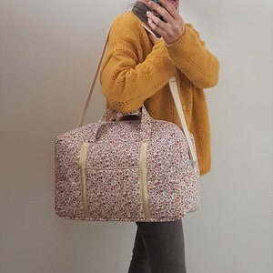 Baby diaper bag, travel bag, fleeced red liberty cotton. Baby briefcase, storage bag, weekender. zdjęcie 6