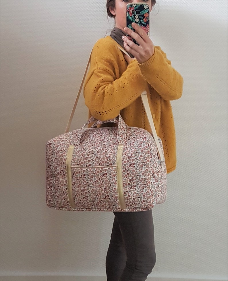 Baby diaper bag, travel bag, fleeced red liberty cotton. Baby briefcase, storage bag, weekender. zdjęcie 6