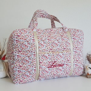 Baby diaper bag, travel bag, fleeced red liberty cotton. Baby briefcase, storage bag, weekender. Prénom brodé