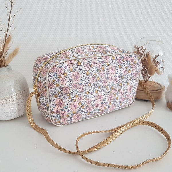 Sac à main petite fille. Coton fleuri vieux rose style liberty. Sac bandoulière fillette. Cadeau de Noël, d'anniversaire.