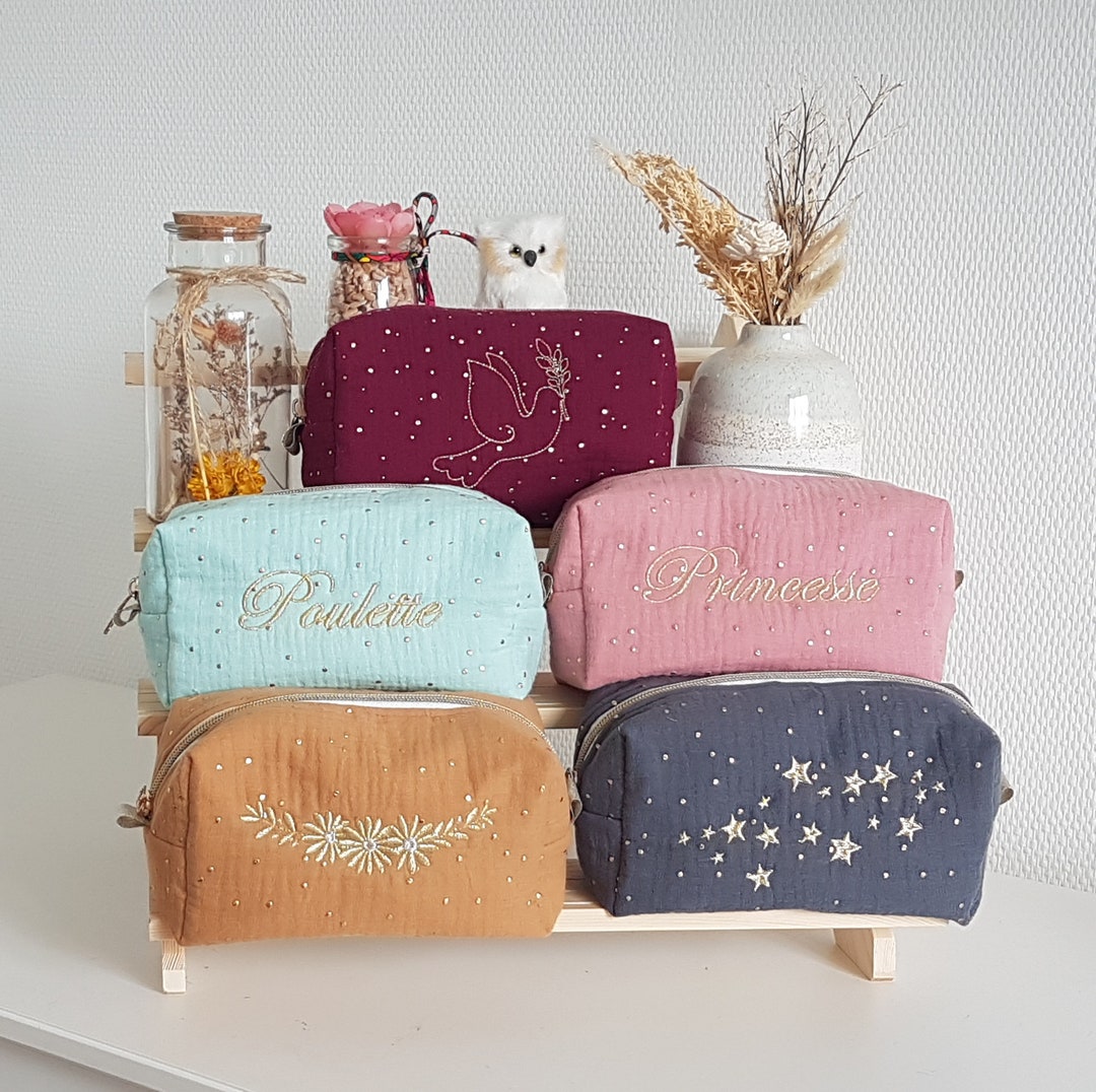 Trousse De Maquillage Personnalisée Prénom Et Initiale Fleurie & Voyage Paisible