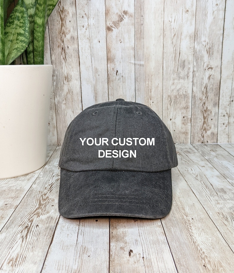 Custom Embroidered Adams Washed Dad Cap: Personalized Baseball Hat, Leather Strap afbeelding 1