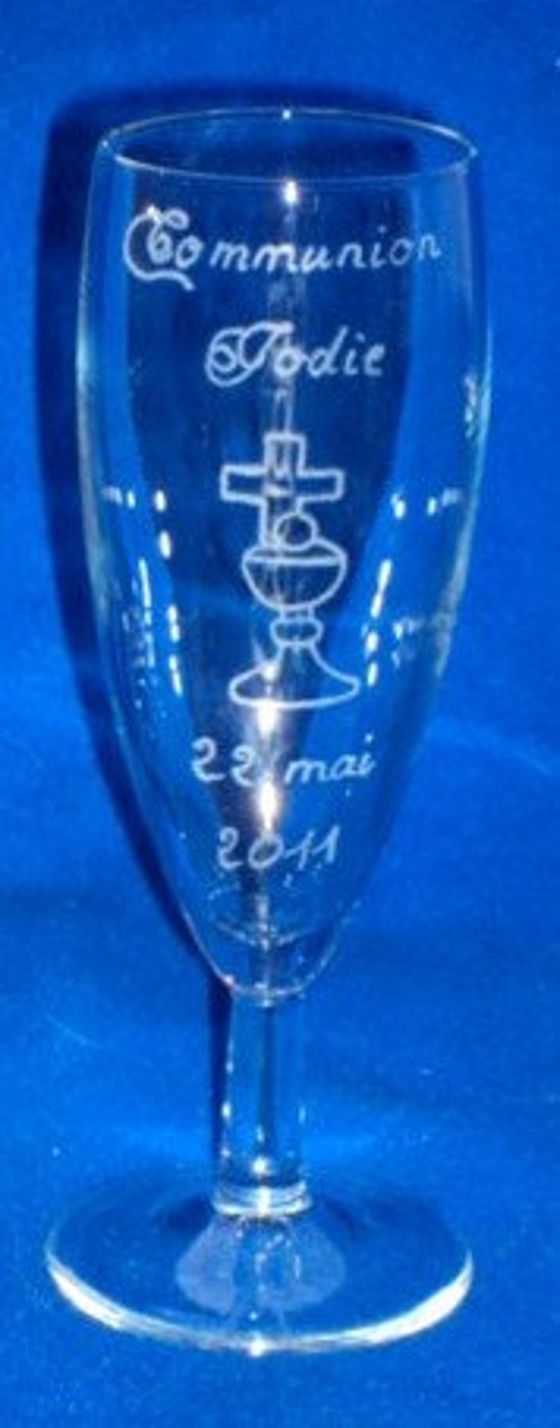 2 flutes gravée et personnalisées Communion, Inscriptions et dessin au choix, croix, calice, angle qui prie image 8