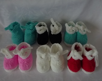 baby slippers, handmade knitting, birth slippers, birth giftT. 16 - 0 to 3 months