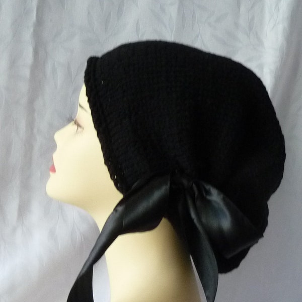 bonnet femme tricot, bonnet original, bonnet avec ruban  satin noir, tricot fait main, bonnet unique,