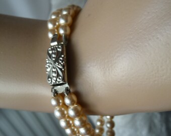 vintage bracelet, pearly bead bracelet,