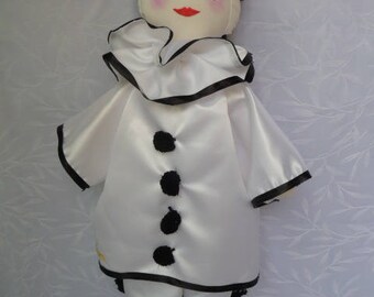 Ancienne poupée de Pierrot en céramique et en tissu