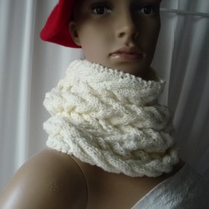 knitted snood, snood, knitted neck warmer, closed scarf, handmade knitting,