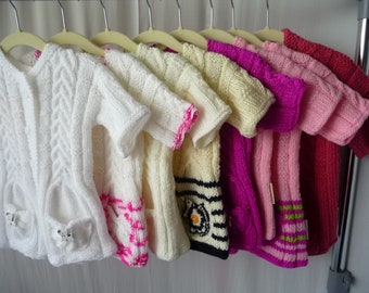 Girls' jacket, 4 to 6 years old, handmade knitting, short-sleeved vest
