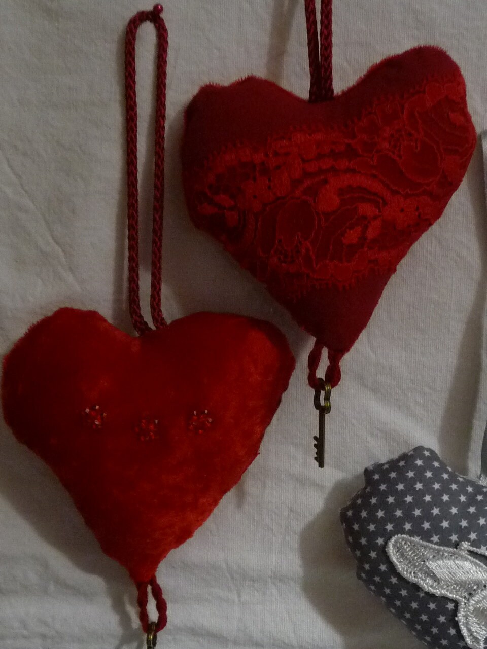 Lot de 2 Cœurs en Tissus, Cœur à Offrir St Valentin, Édition Limitée