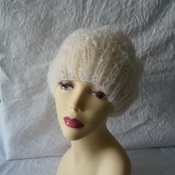 bonnet femme tricot,  tricot fait main, bonnet de mariage,