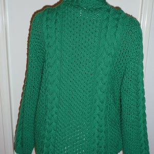 veste T.40/42, Pièce UNIQUE, gilet femme,veste celtic mailles irlandaises tricot fait main vert 100% mérinos image 2